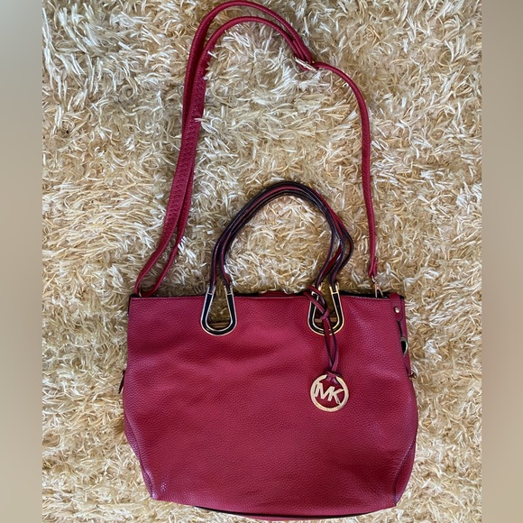 Michael Kors Handbags - MICHAEL KORS PURSE